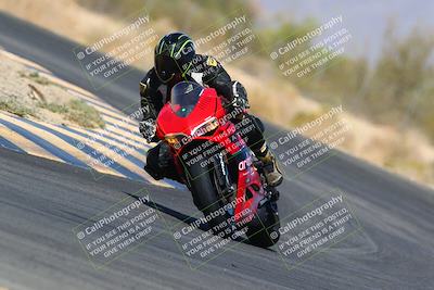 media/Mar-28-2022-Superbike Trackdays (Mon) [[b8603d0f67]]/Open Track Time/Turn 7/